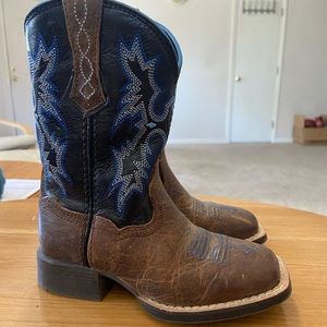 Youth Ariat Cowboy Boots Size 8.5c